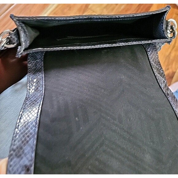 Rebecca Minkoff Blue & Black Python Embossed Leather Saddle Bag EUC - Picture 5 of 11
